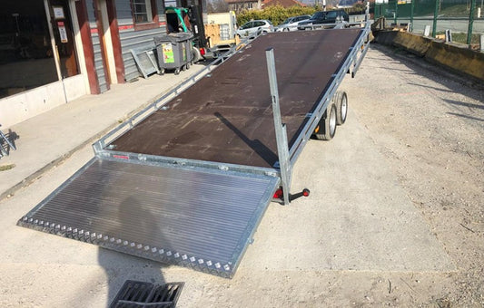 Plataforma hidráulica Lenka race 497 x 212 cm 3500 KG PTAC + portón trasero